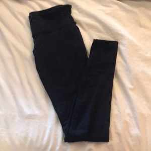 Black Lululemon leggings!